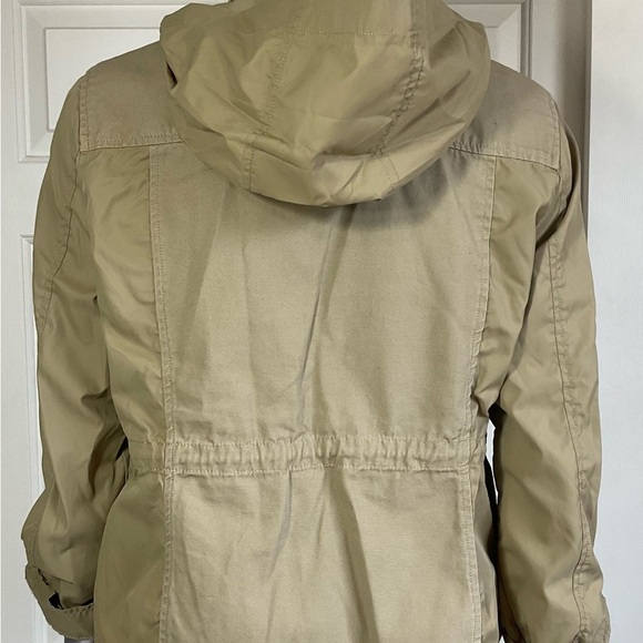 American Rag Women Size Large Hooded Zip Roll Tab Sleeved Tan Field Jacket Coat - Picture 2 of 8